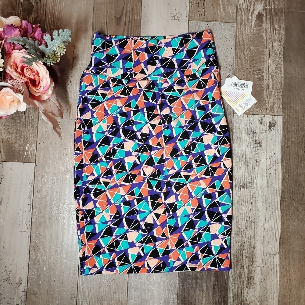 NWT LuLaRoe Cassie Pencil Skirt Women's Size XS